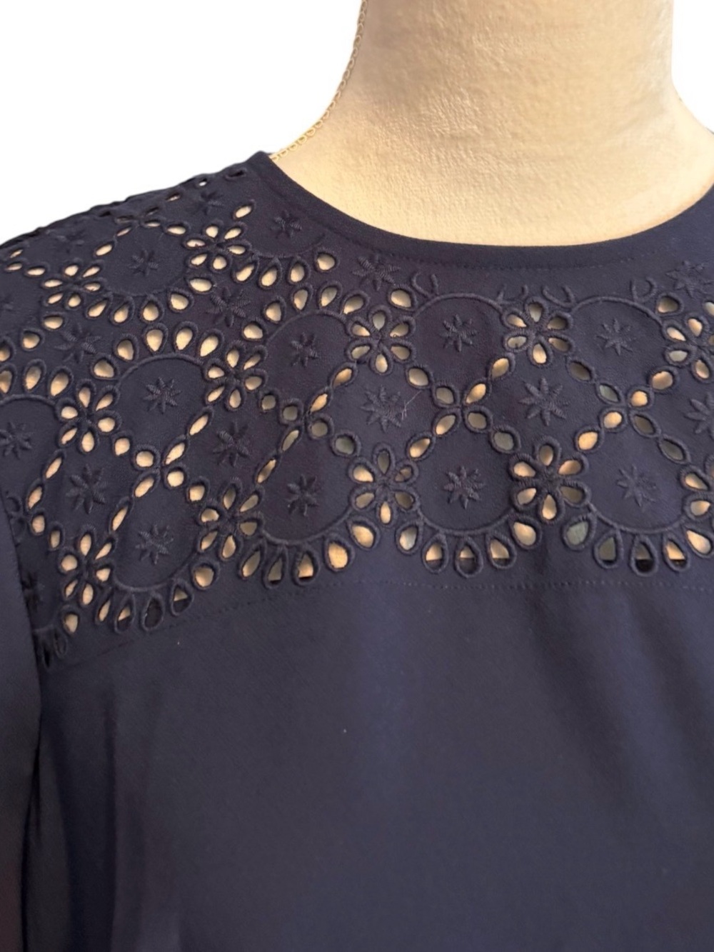 NWT - J.Crew Laser-cut eyelet dress in 365
crepe-AK222 - Picture 6 of 7